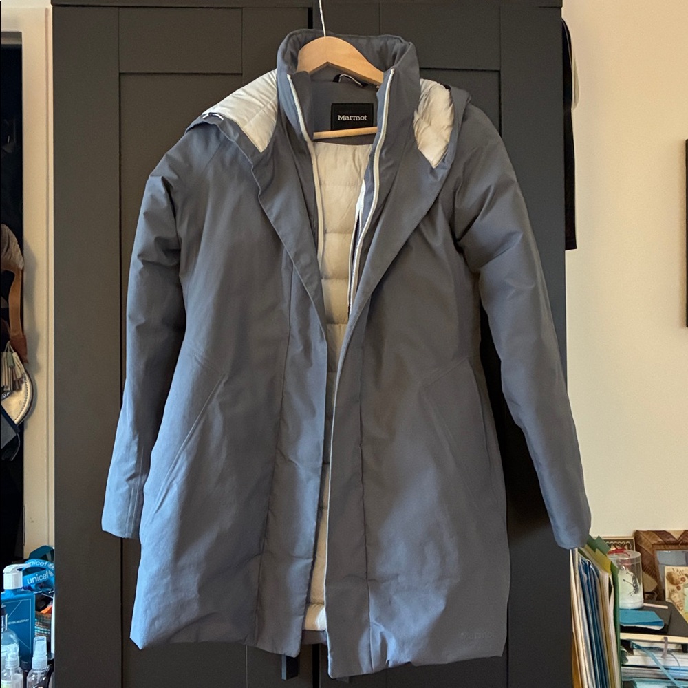 Marmot Women's Blue Puffer Jacket with Hood